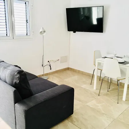 Apartamento Anjomacar B *