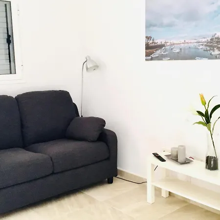 Anjomacar B * تيغيسي