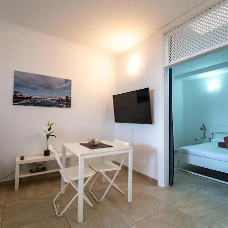 Apartamento Anjomacar B *