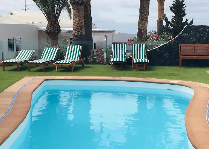 Anjomacar B Apartment *