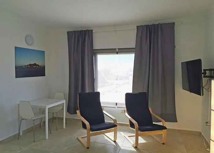 Appartement Anjomacar B