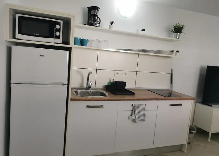 Appartement Anjomacar B
